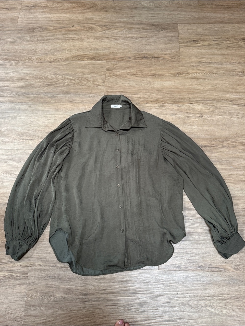 Olive Green Essue Balloon Sleeve Button-Up Blouse